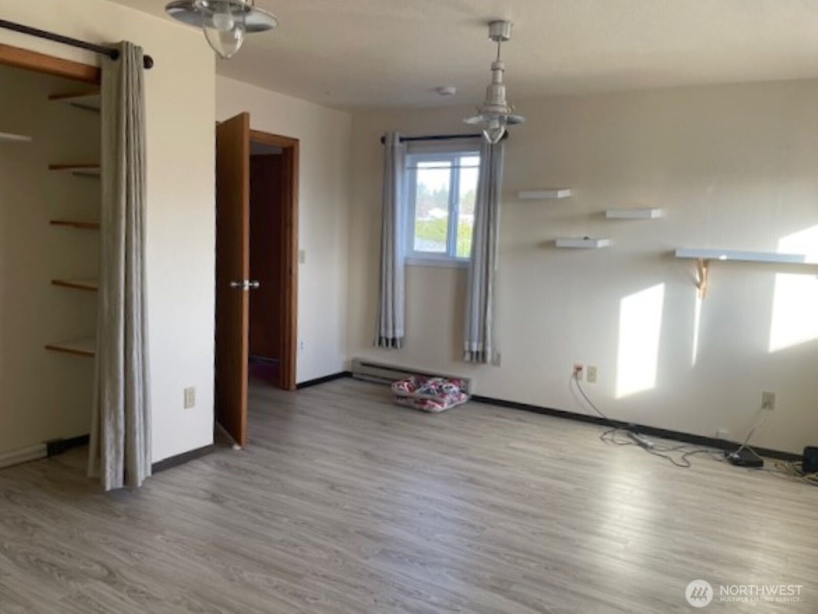 32914 G Street , Ocean Park, WA 98640