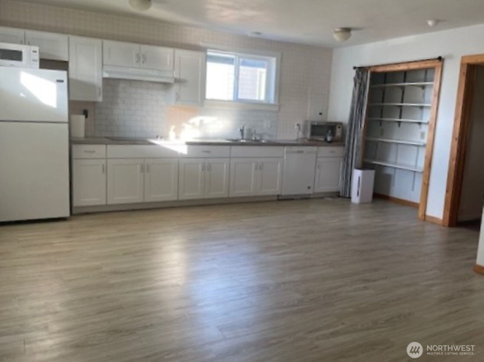 32914 G Street , Ocean Park, WA 98640