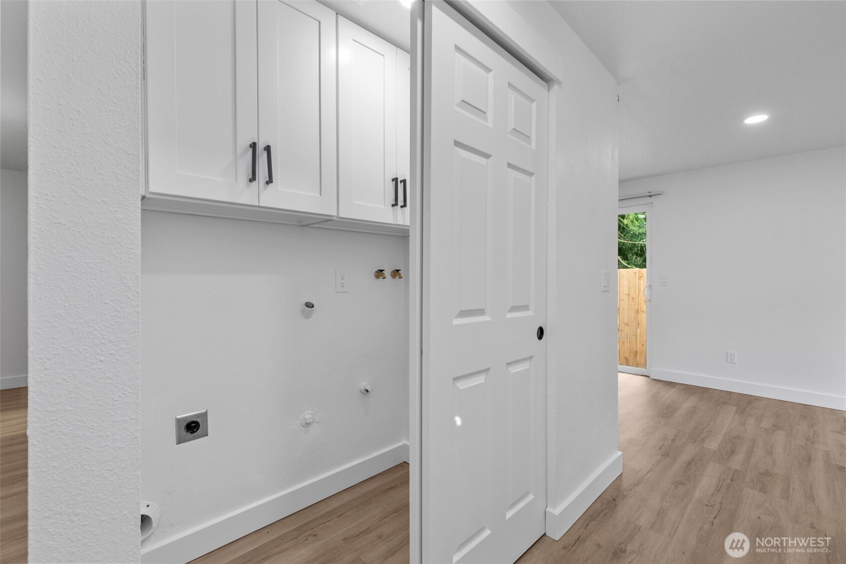 6582 NE Pear Street , Suquamish, WA 98392