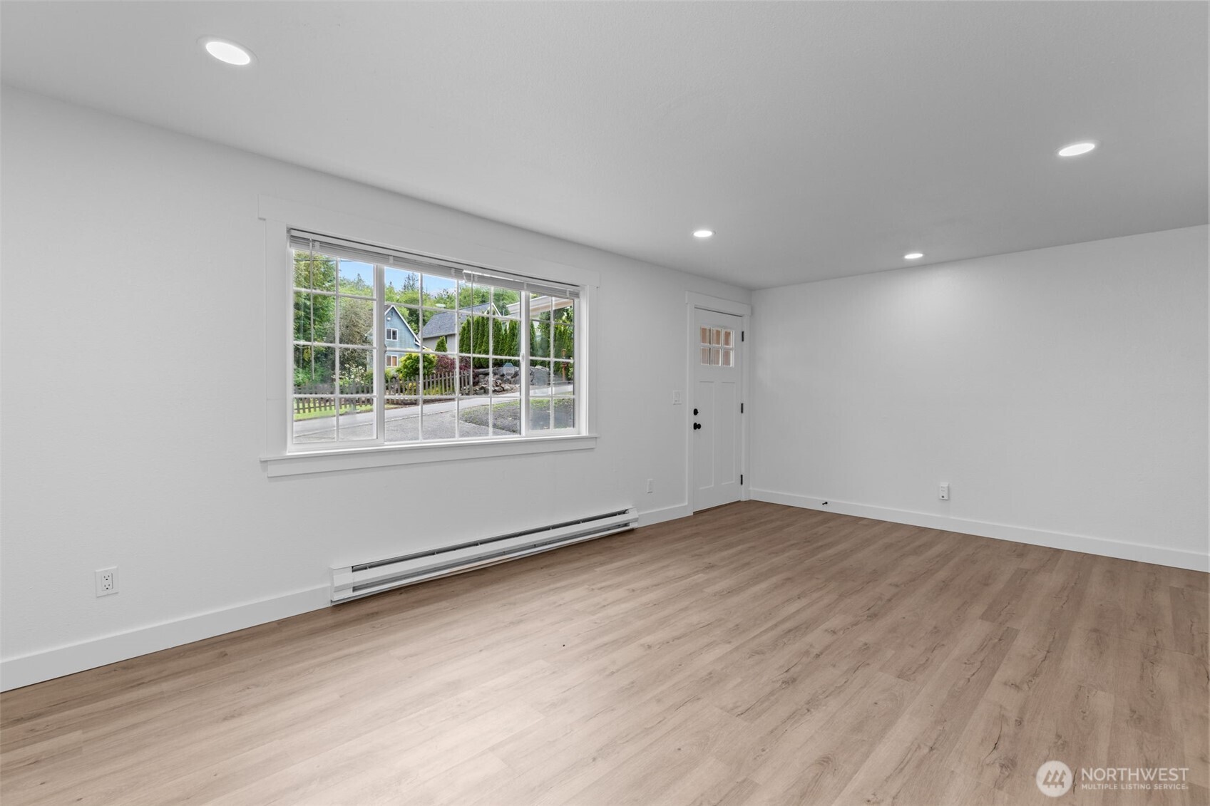 6582 NE Pear Street , Suquamish, WA 98392