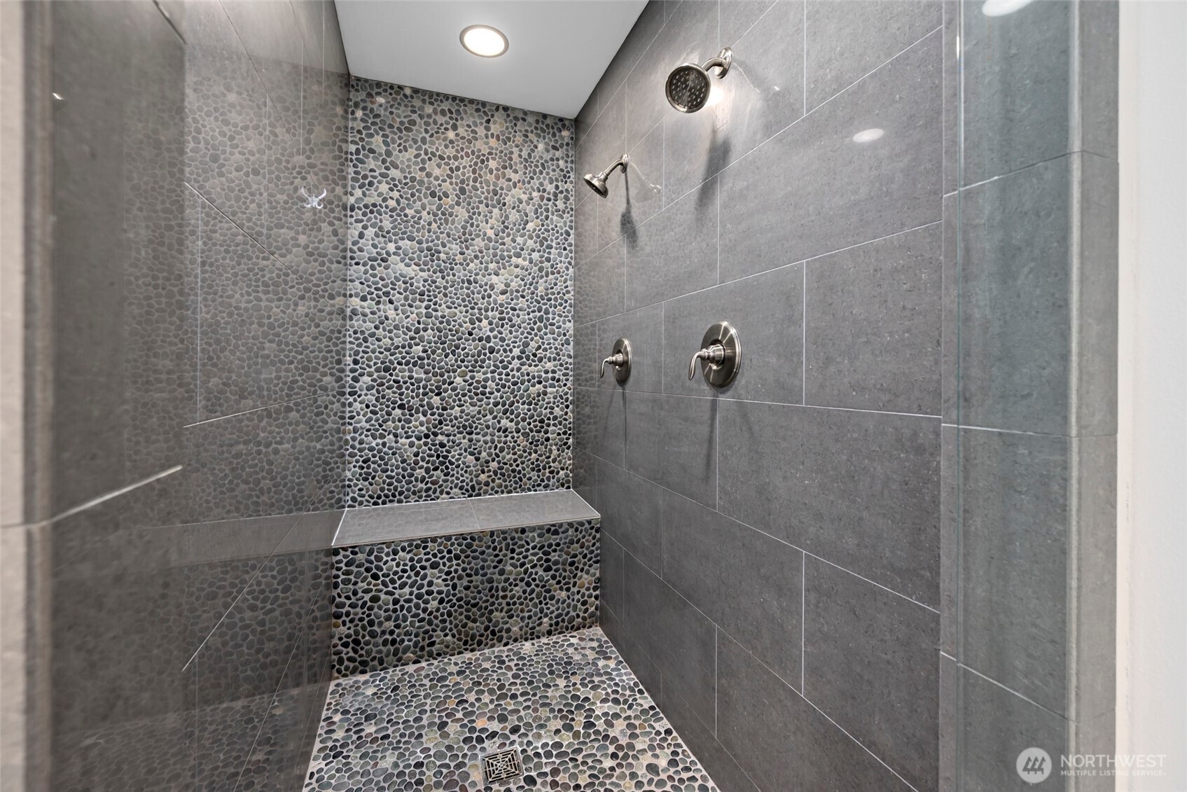 2722 SW Fairway Point Drive , Oak Harbor, WA 98277