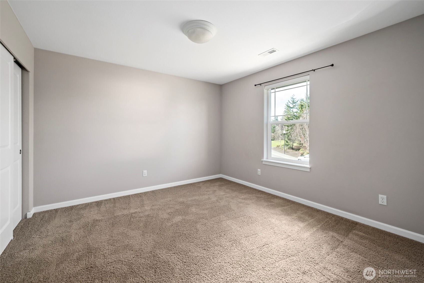 2722 SW Fairway Point Drive , Oak Harbor, WA 98277