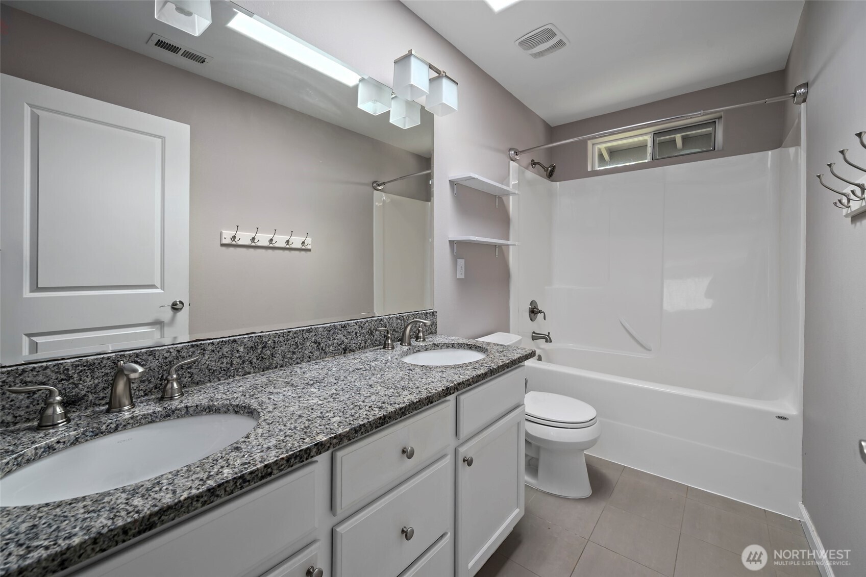 2722 SW Fairway Point Drive , Oak Harbor, WA 98277