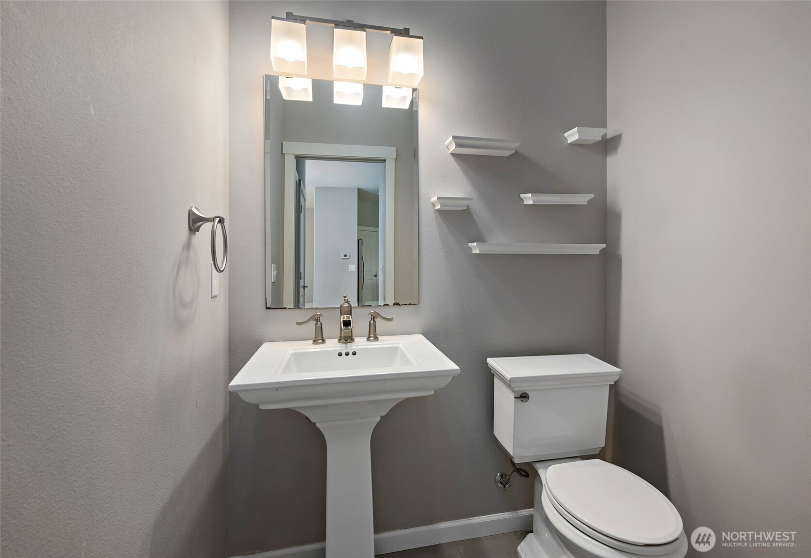 2722 SW Fairway Point Drive , Oak Harbor, WA 98277