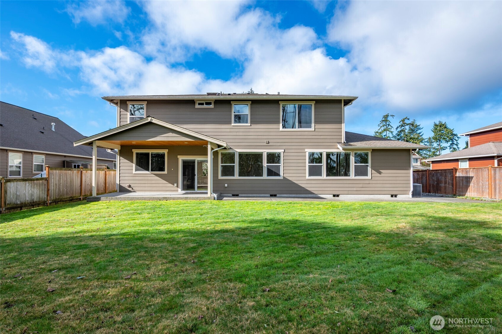 2722 SW Fairway Point Drive , Oak Harbor, WA 98277