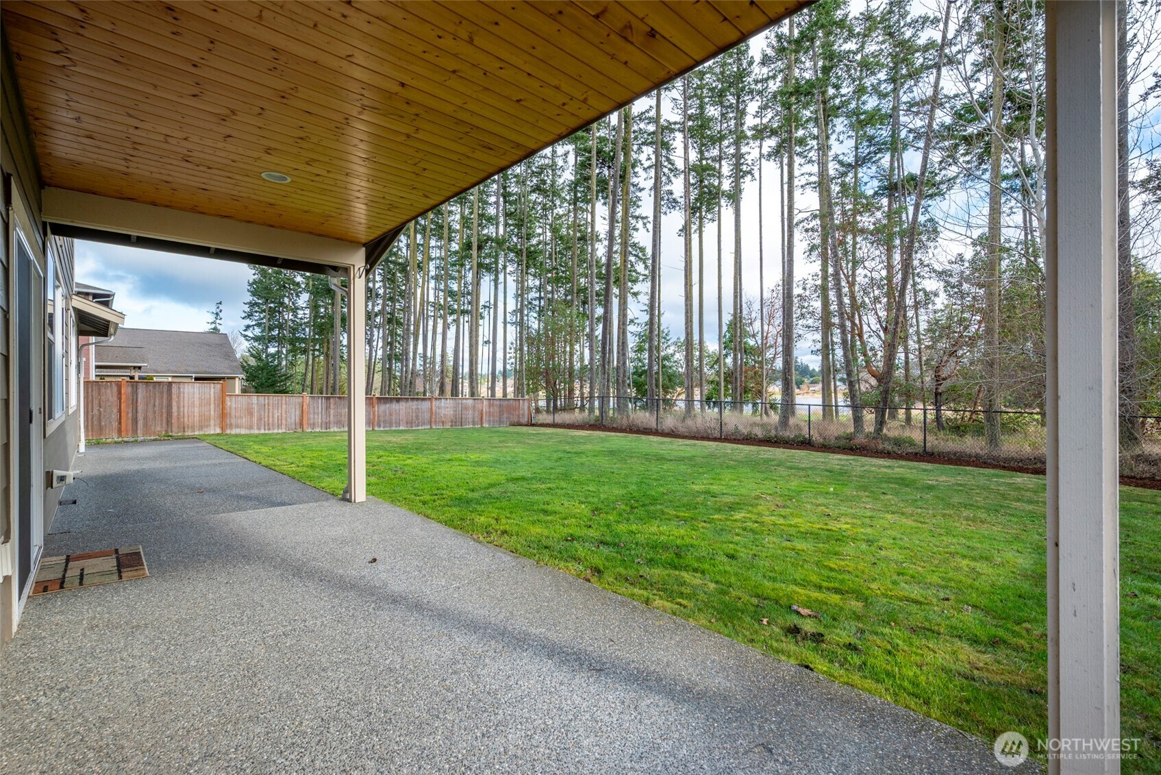 2722 SW Fairway Point Drive , Oak Harbor, WA 98277