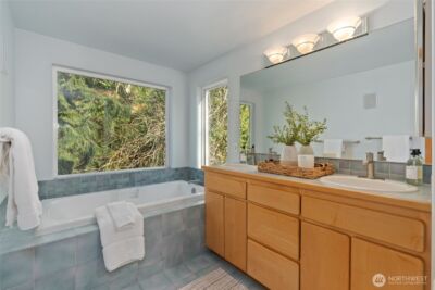 1033 W Mukilteo Boulevard , Everett, WA 98203 - Photo 30