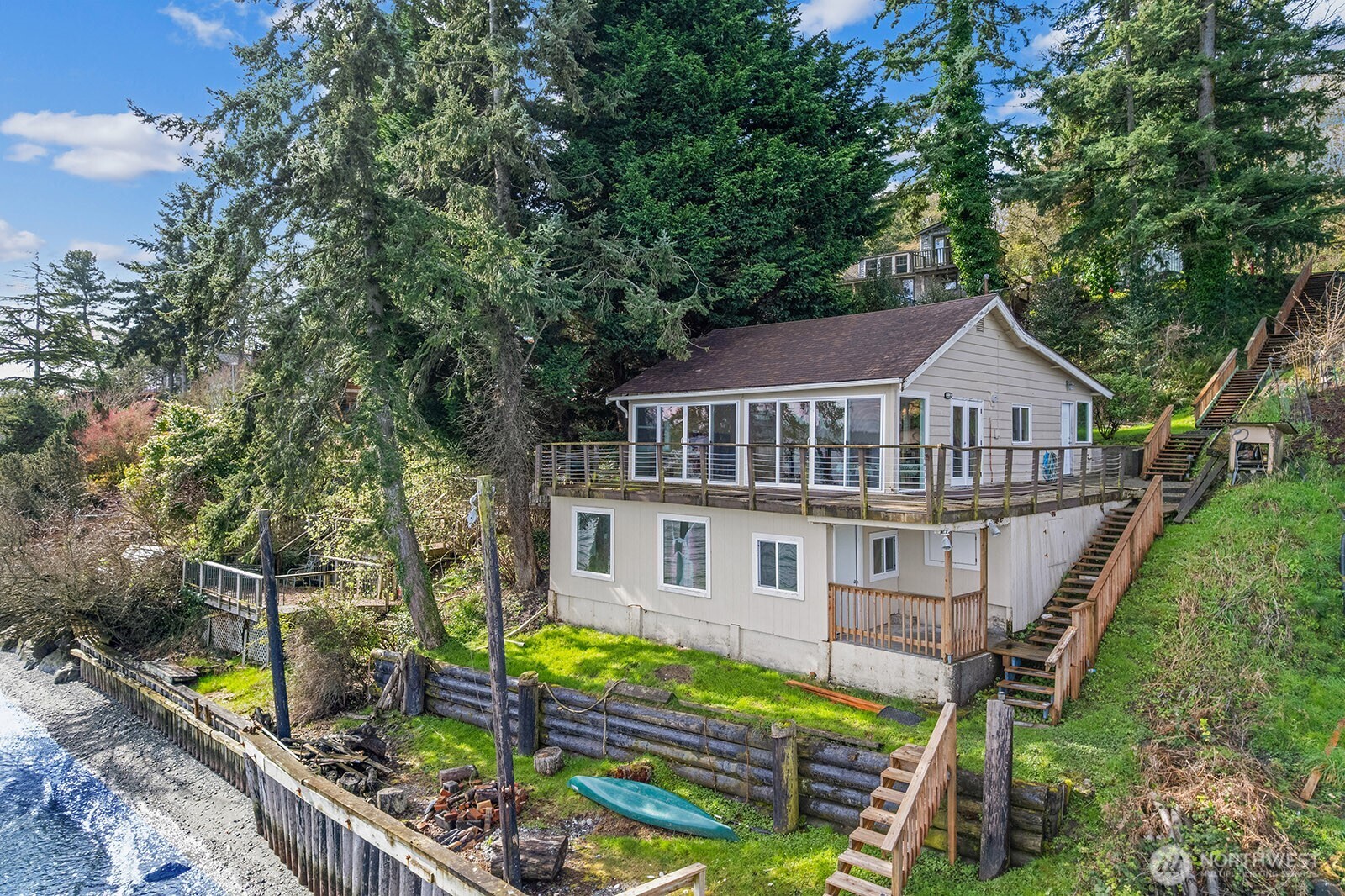 8032 SW Hawthorne Lane , Vashon, WA 98070