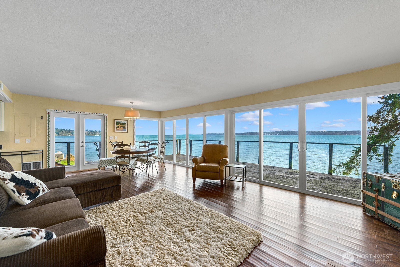 8032 SW Hawthorne Lane , Vashon, WA 98070