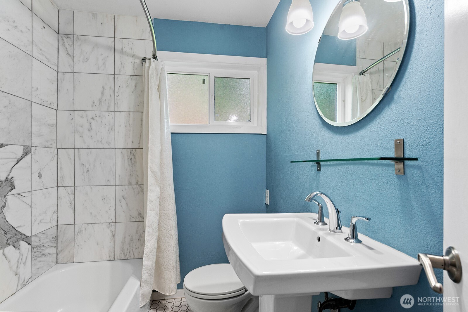 8032 SW Hawthorne Lane , Vashon, WA 98070