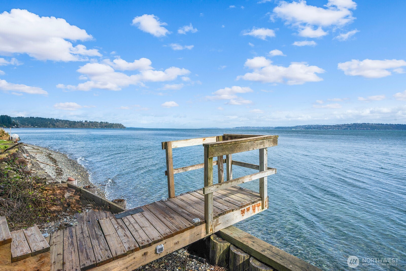 8032 SW Hawthorne Lane , Vashon, WA 98070