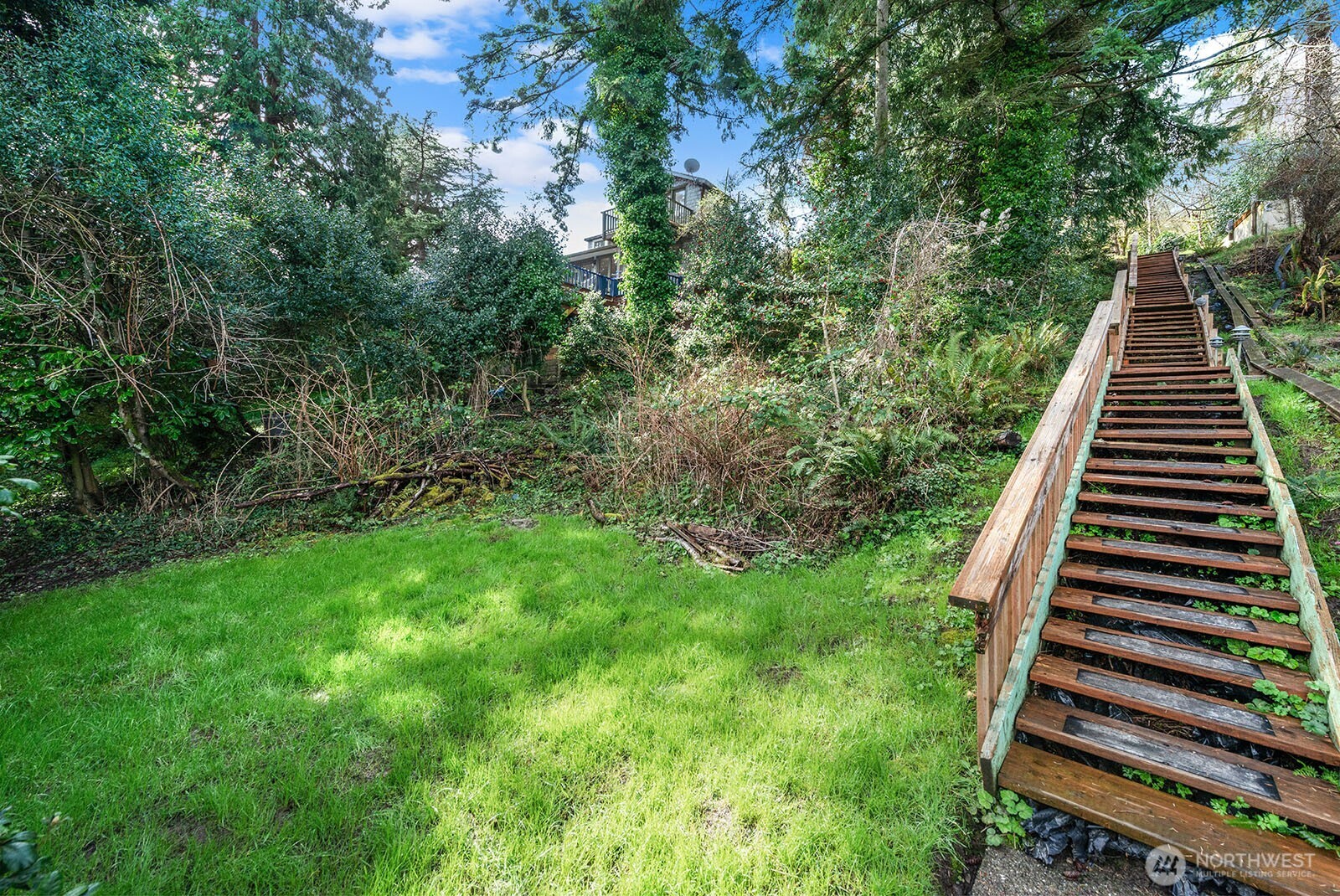 8032 SW Hawthorne Lane , Vashon, WA 98070