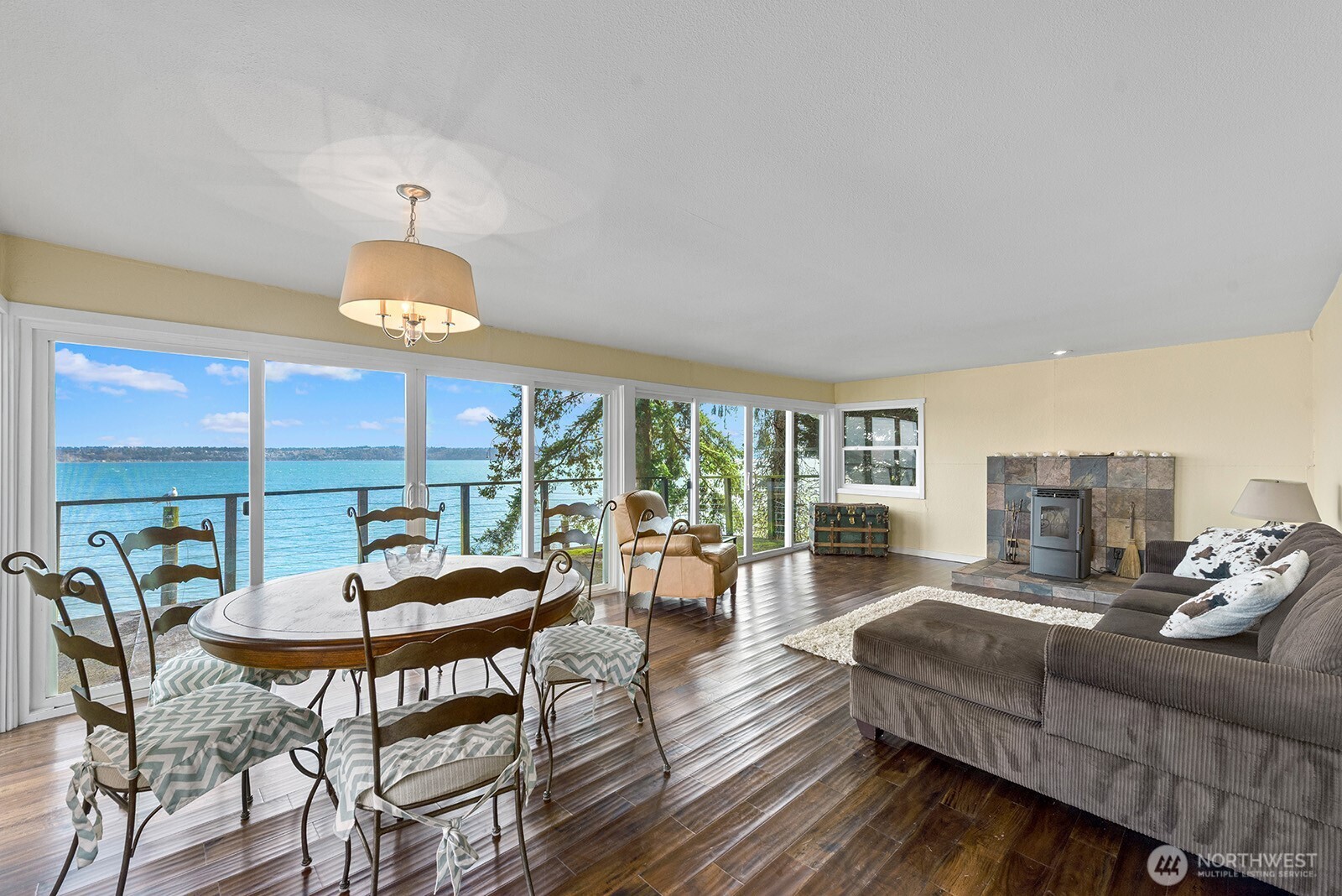 8032 SW Hawthorne Lane , Vashon, WA 98070