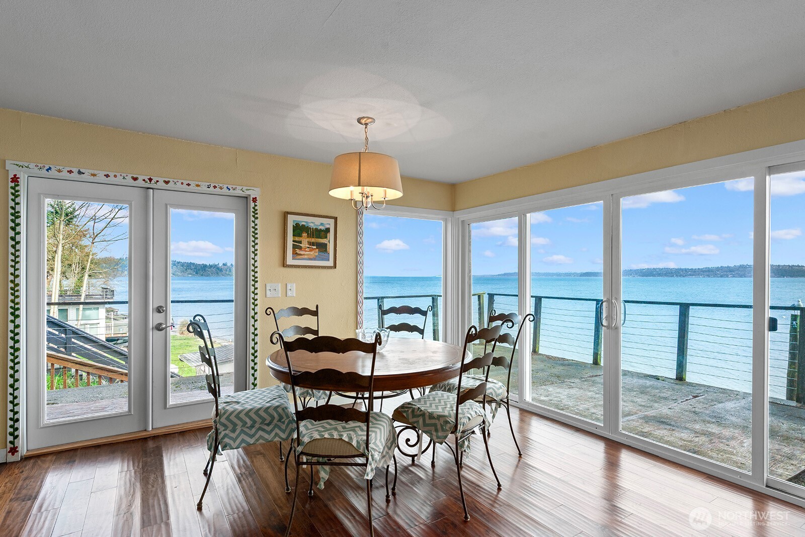 8032 SW Hawthorne Lane , Vashon, WA 98070