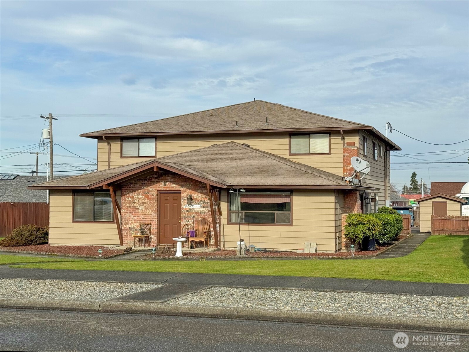 813 E Second Street , Port Angeles, WA 98362