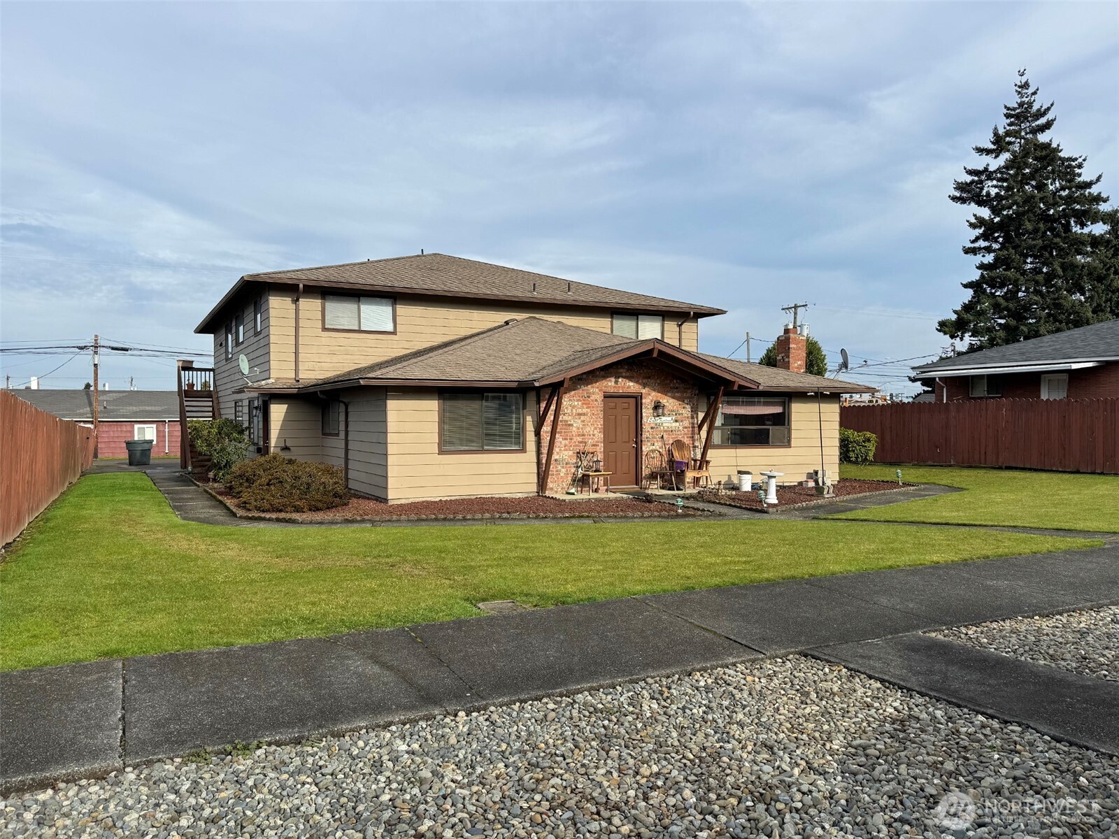 813 E Second Street , Port Angeles, WA 98362