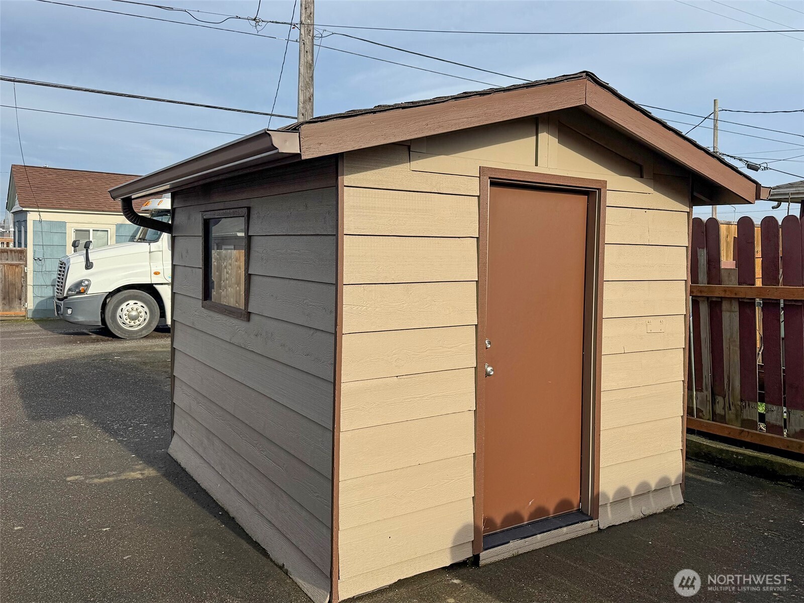 813 E Second Street , Port Angeles, WA 98362