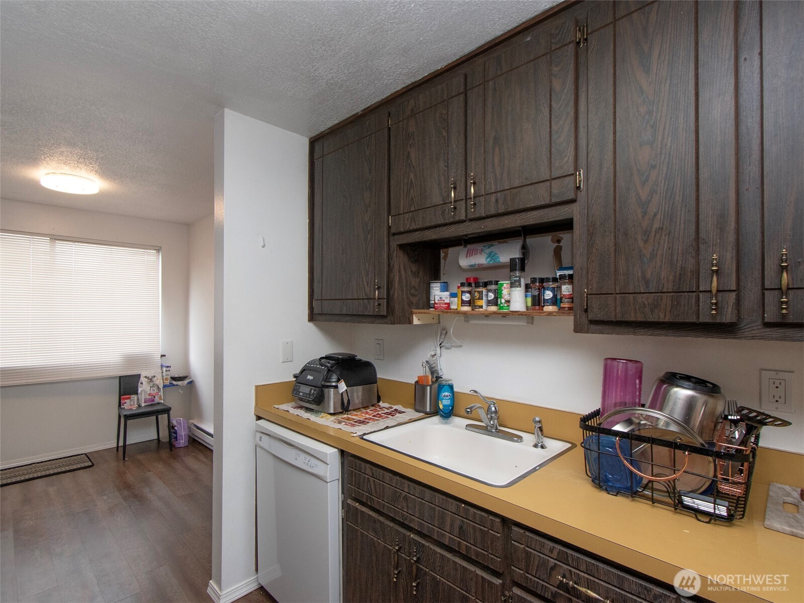 813 E Second Street , Port Angeles, WA 98362