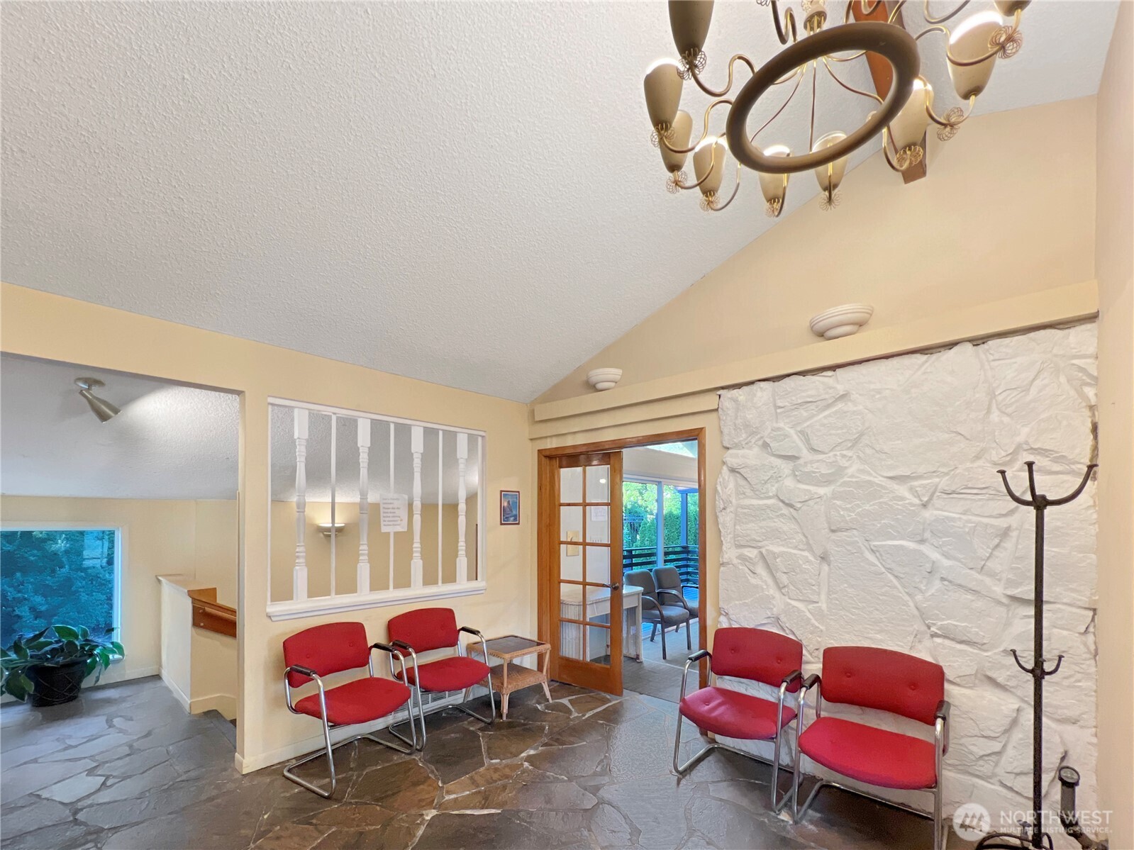 13470 Martin Luther King Jr Way S, Seattle, WA 98178-5210