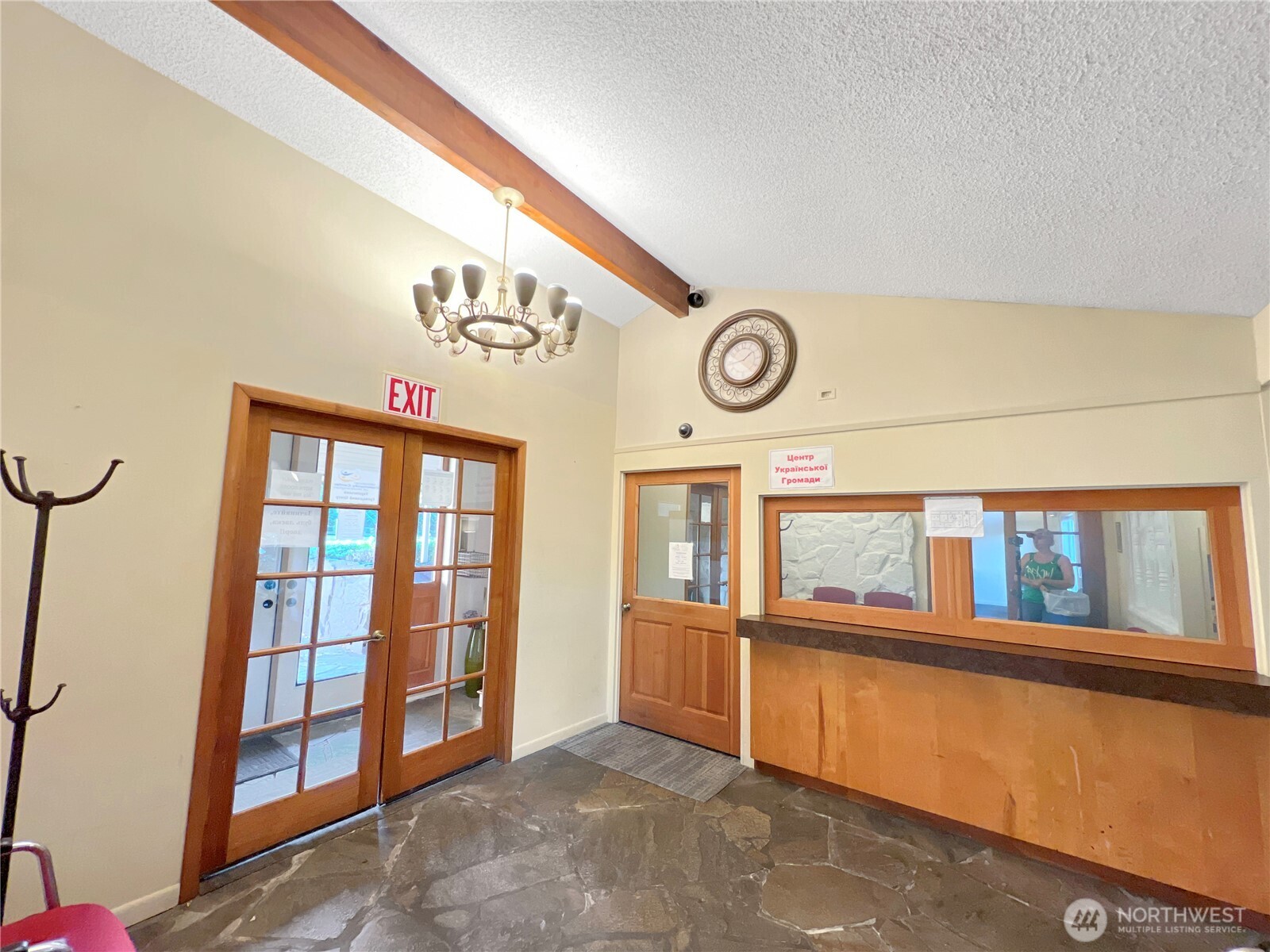 13470 Martin Luther King Jr Way S, Seattle, WA 98178-5210