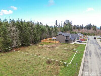 9999 Valley Creek Drive , Port Angeles, WA 98362