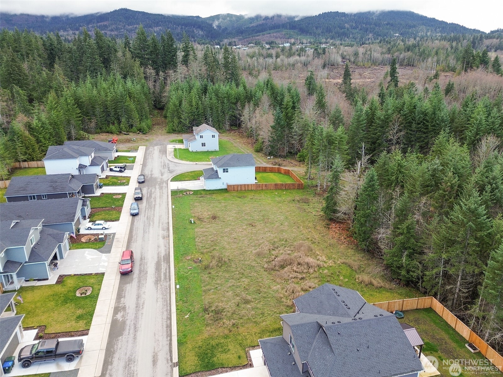 9999 Valley Creek Drive , Port Angeles, WA 98362