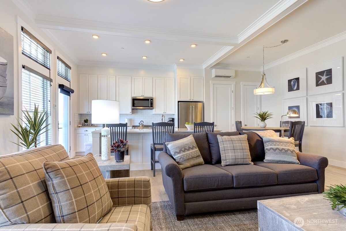 204 Market Street #B, Pacific Beach, WA 98571