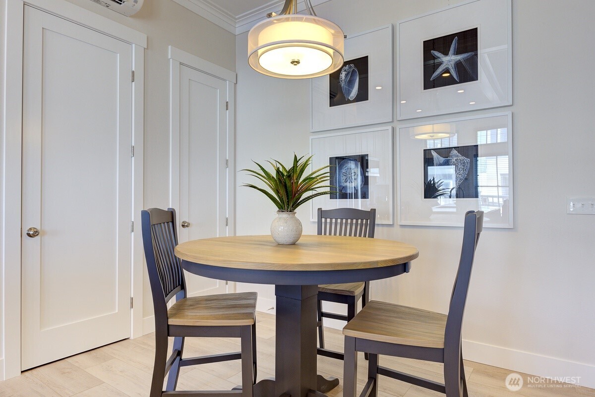 204 Market Street #B, Pacific Beach, WA 98571