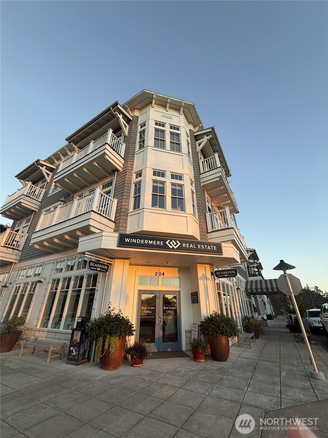 204 Market Street #B, Pacific Beach, WA 98571