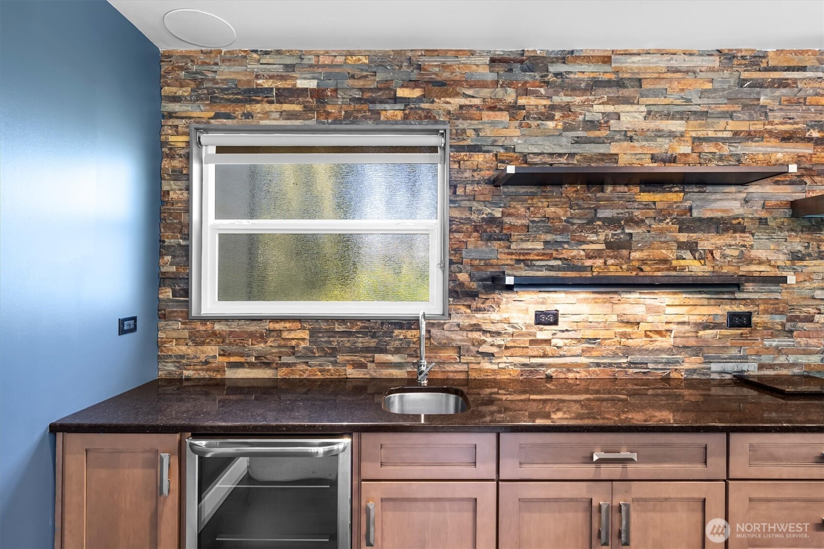 160 S 1st Street , Kalama, WA 98625