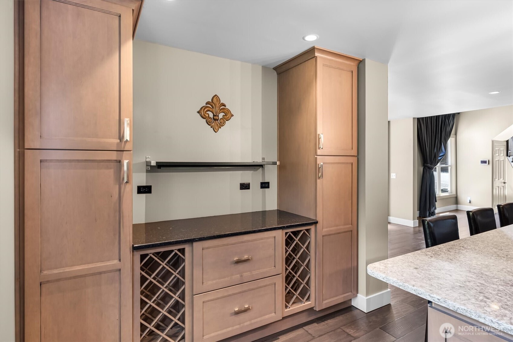 160 S 1st Street , Kalama, WA 98625