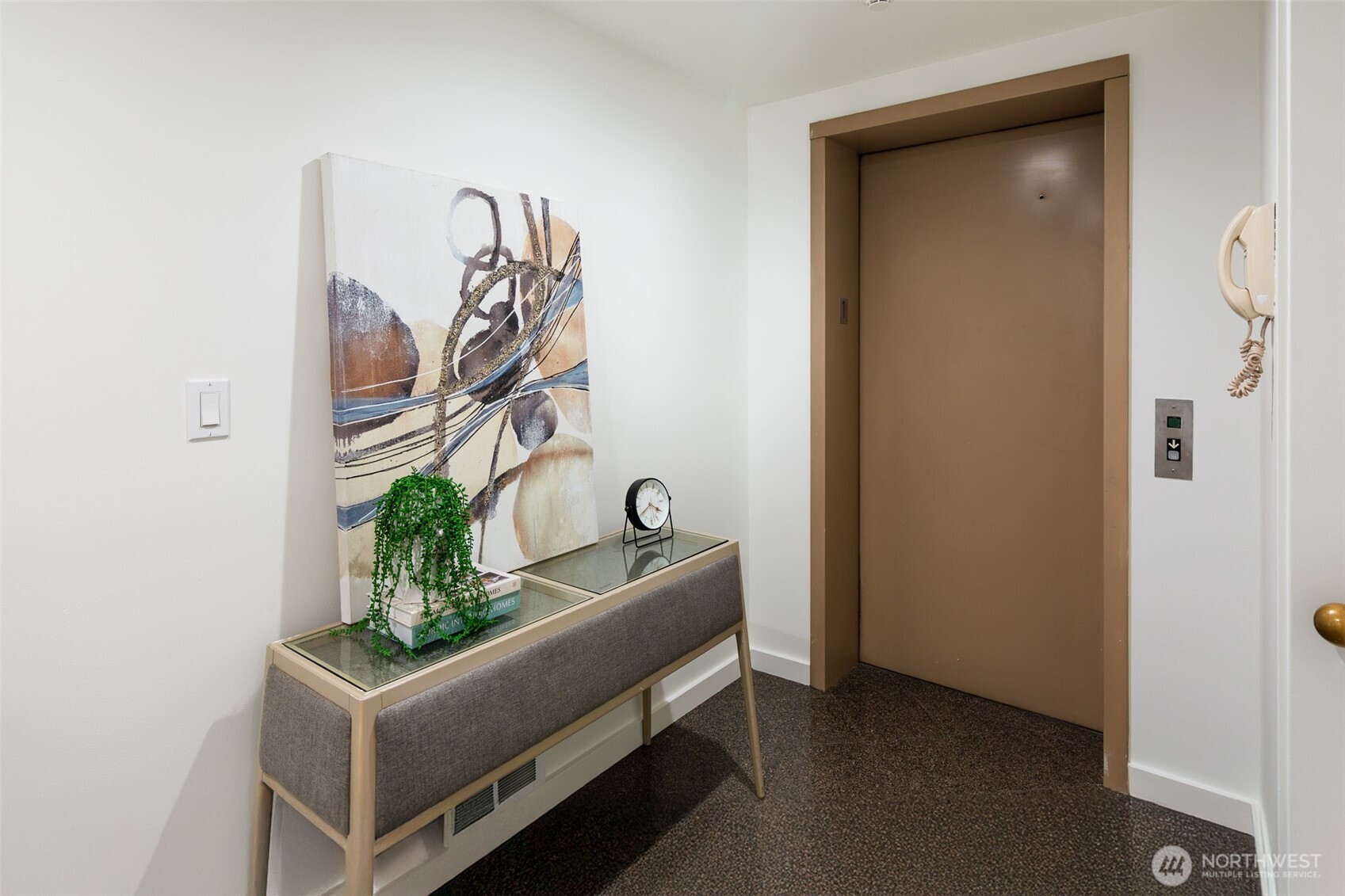 1118 Lakeview Boulevard E #100, Seattle, WA 98102