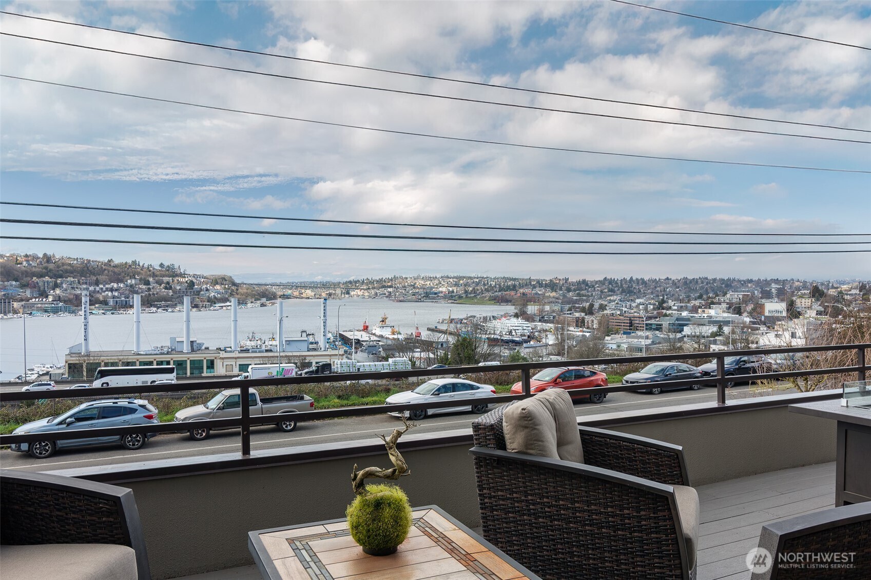 1118 Lakeview Boulevard E #100, Seattle, WA 98102