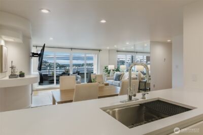 1118 Lakeview Boulevard E #100, Seattle, WA 98102 - Photo 7