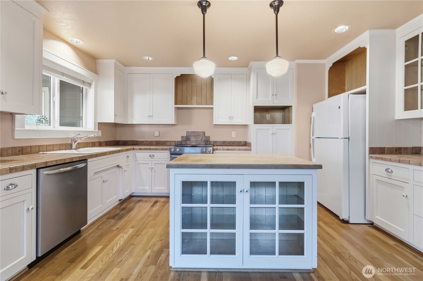 3008 Garfield Street , Longview, WA 98632