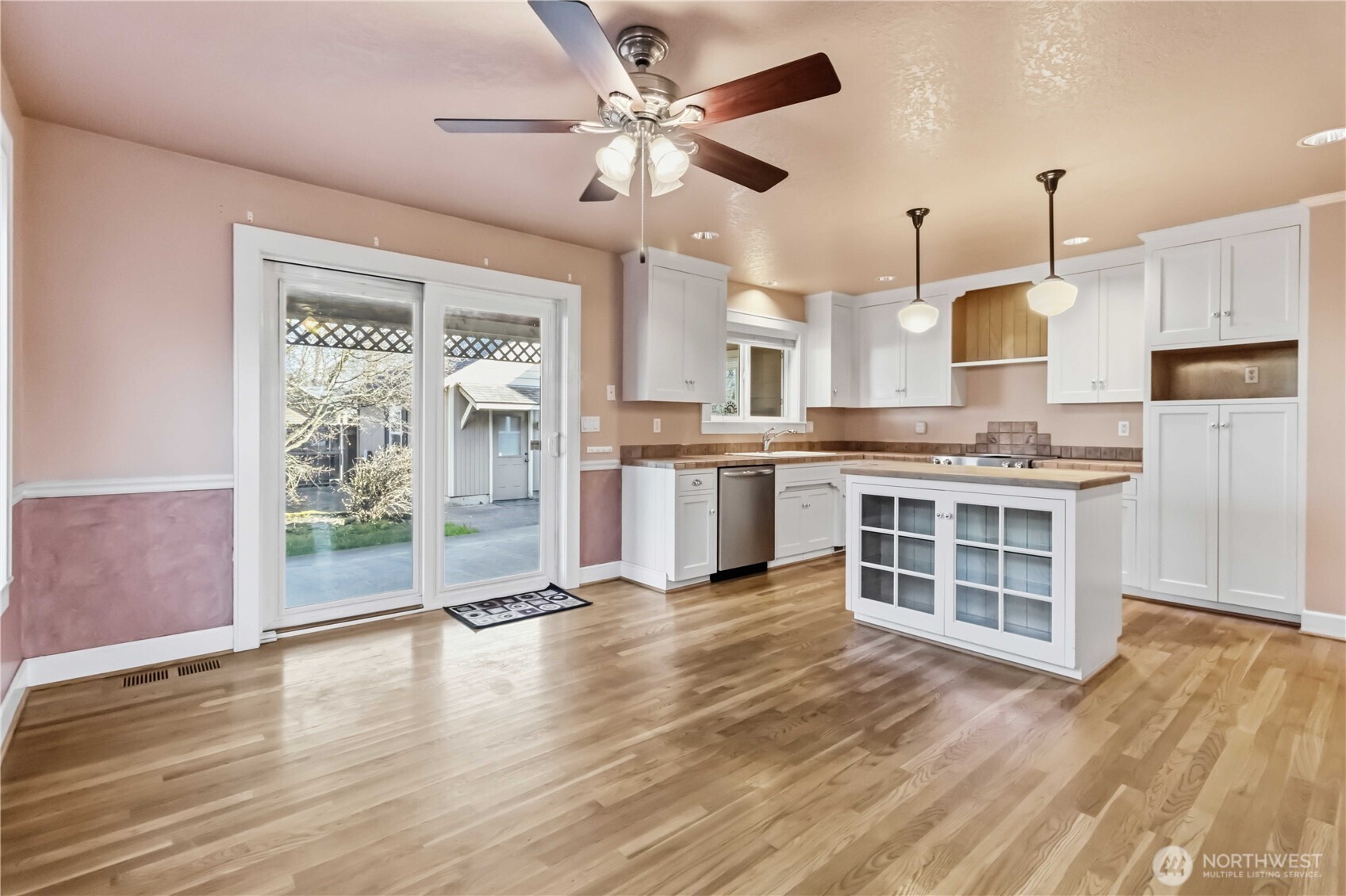 3008 Garfield Street , Longview, WA 98632