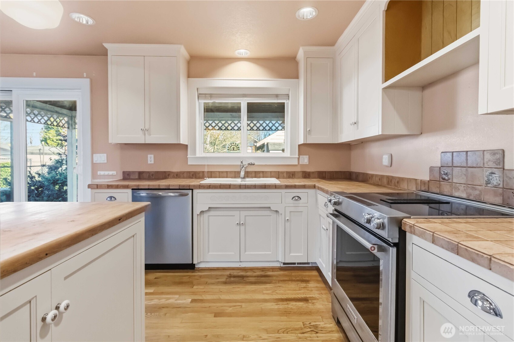 3008 Garfield Street , Longview, WA 98632