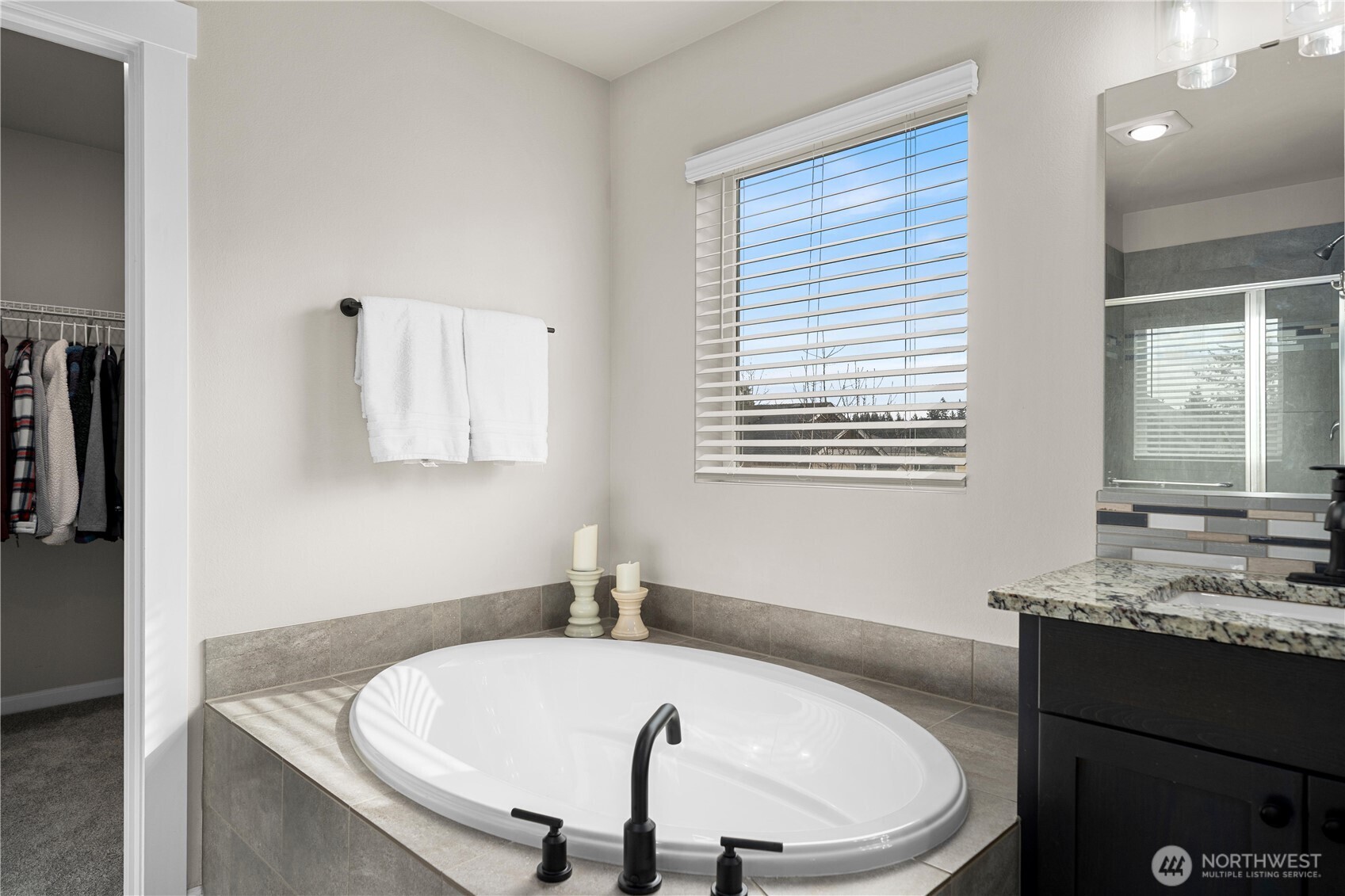 26239 227th Terrace SE, Maple Valley, WA 98038