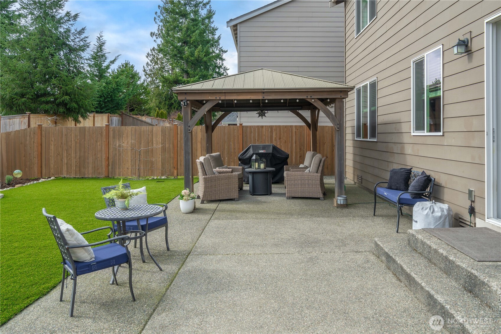 26239 227th Terrace SE, Maple Valley, WA 98038