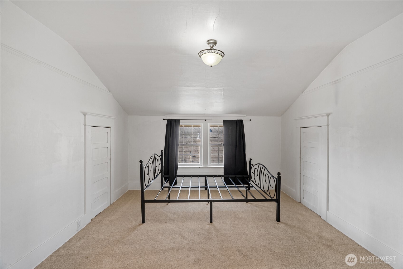 626 Eklund Avenue , Hoquiam, WA 98550
