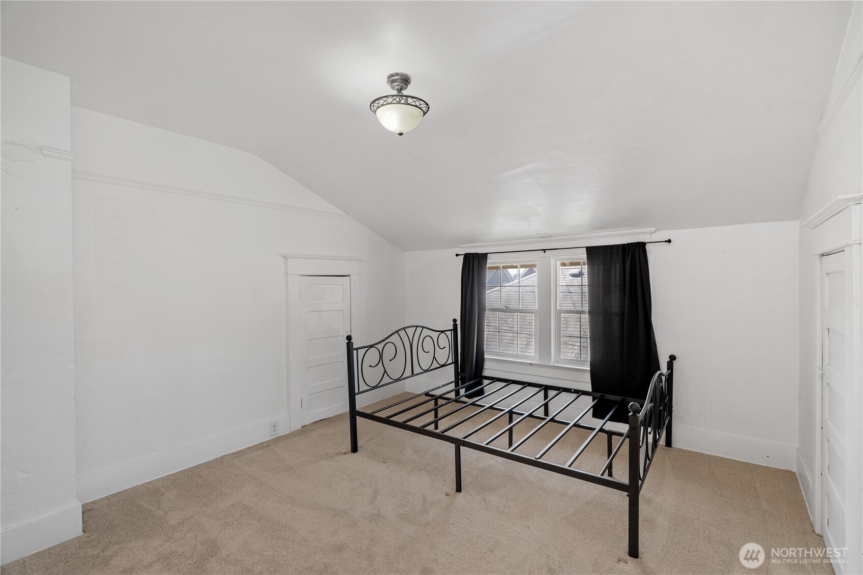 626 Eklund Avenue , Hoquiam, WA 98550