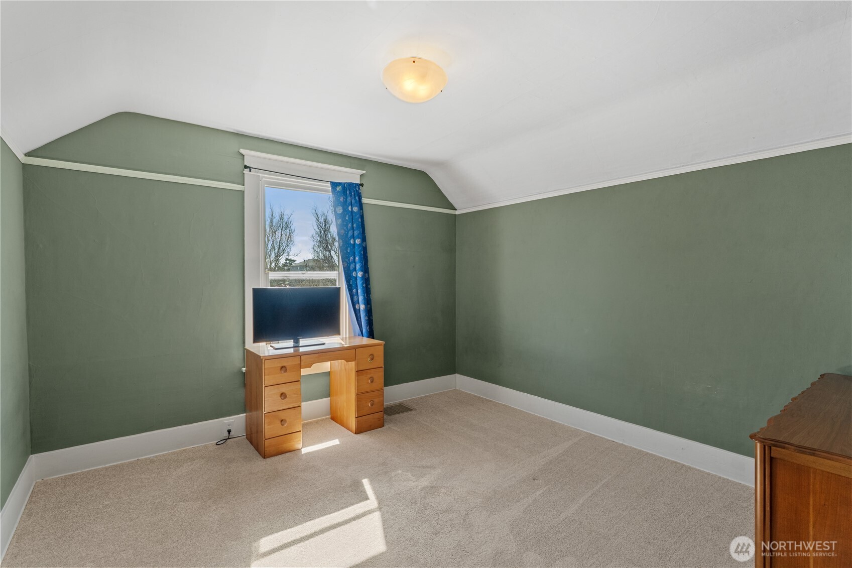 626 Eklund Avenue , Hoquiam, WA 98550