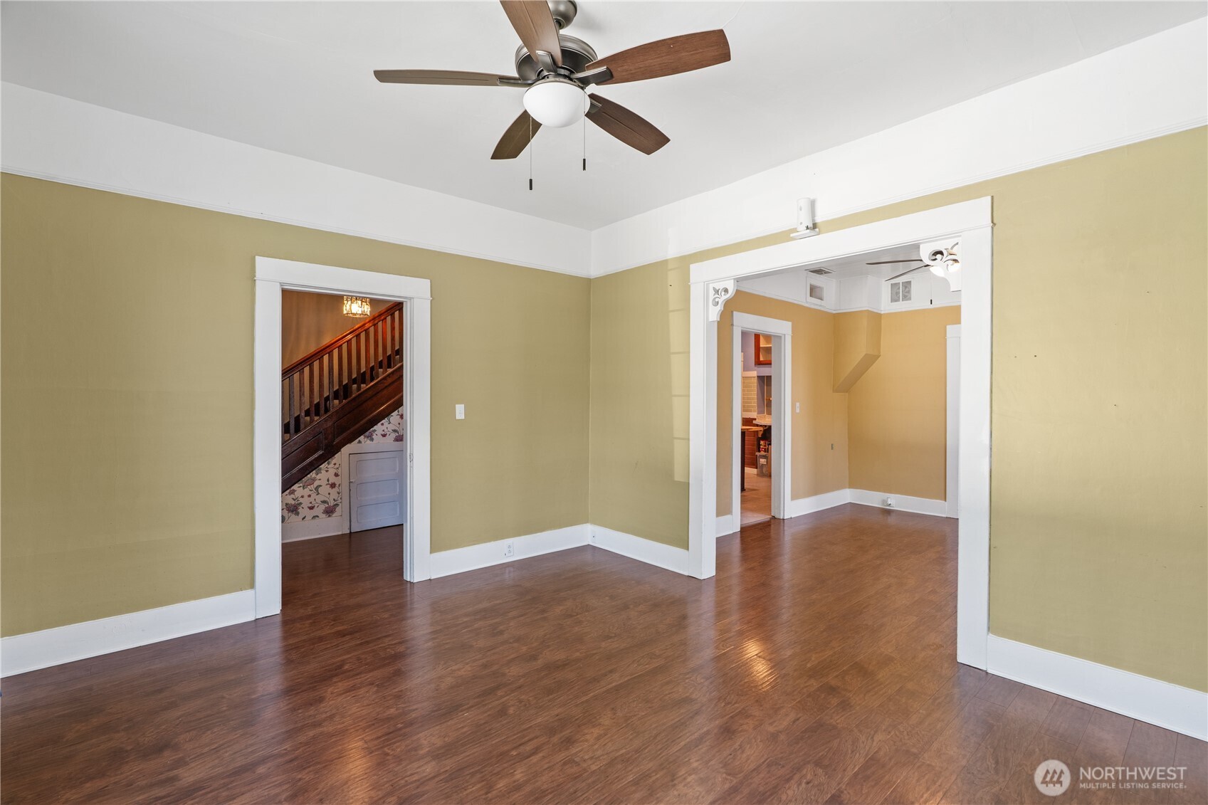 626 Eklund Avenue , Hoquiam, WA 98550