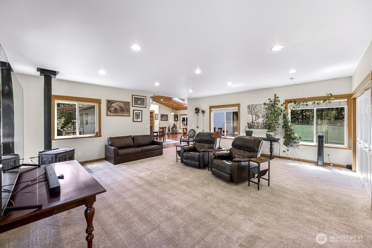 19379 Morton Road , Burlington, WA 98233