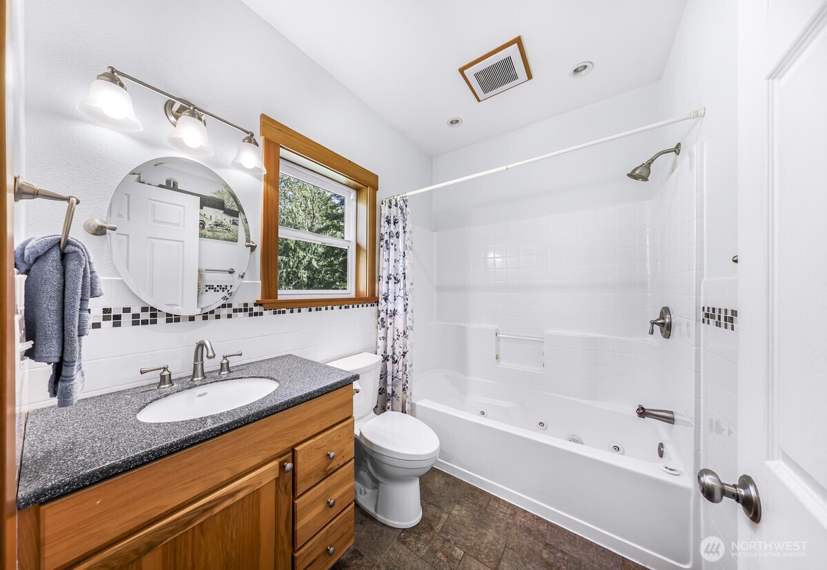 19379 Morton Road , Burlington, WA 98233