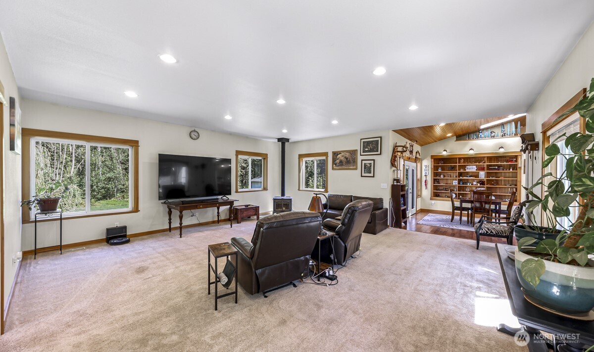 19379 Morton Road , Burlington, WA 98233