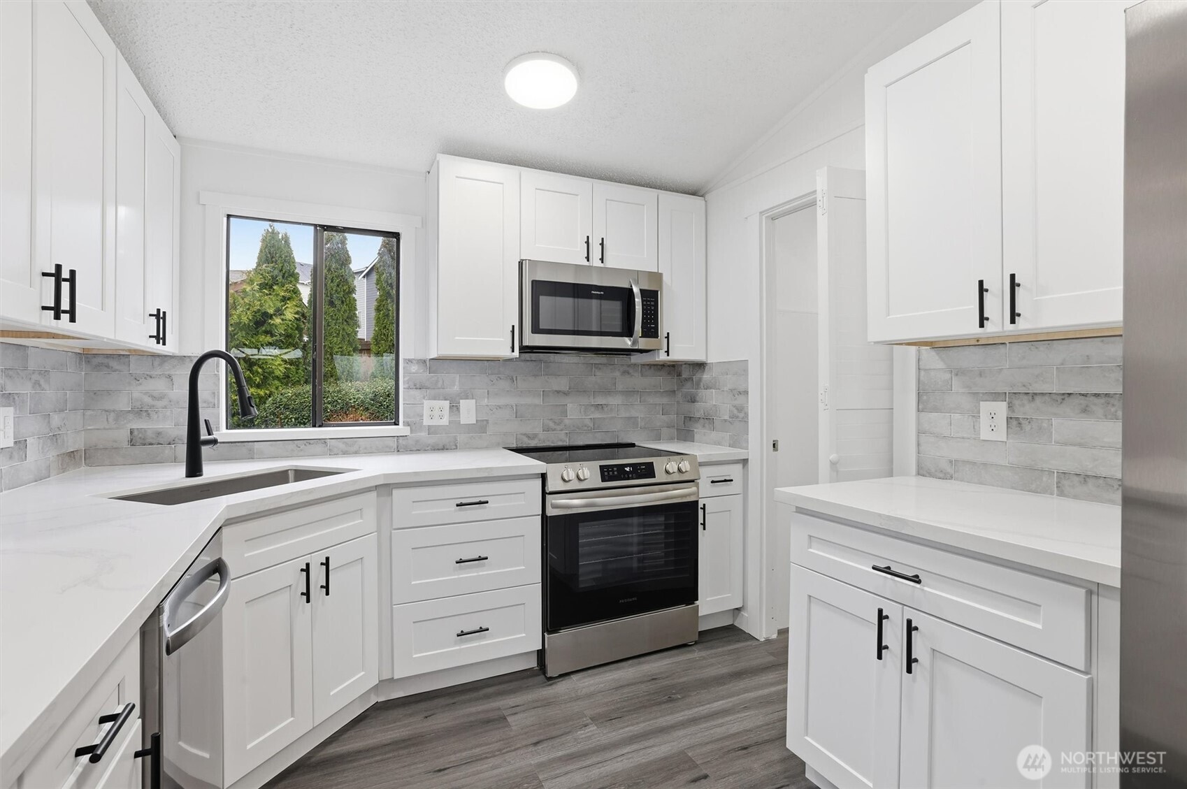 13868 Chain Lake Road , Monroe, WA 98272