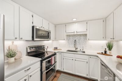 4081 224th Lane SE #210, Issaquah, WA 98029 - Photo 6