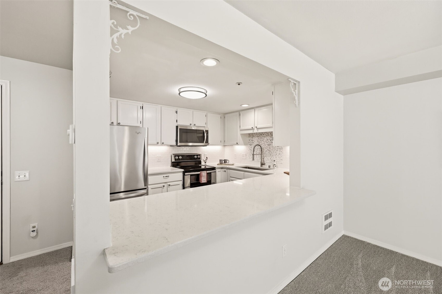 4081 224th Lane SE #210, Issaquah, WA 98029