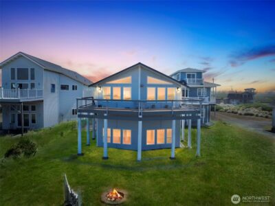 983 S Sand Dune , Ocean Shores, WA 98569-9467
